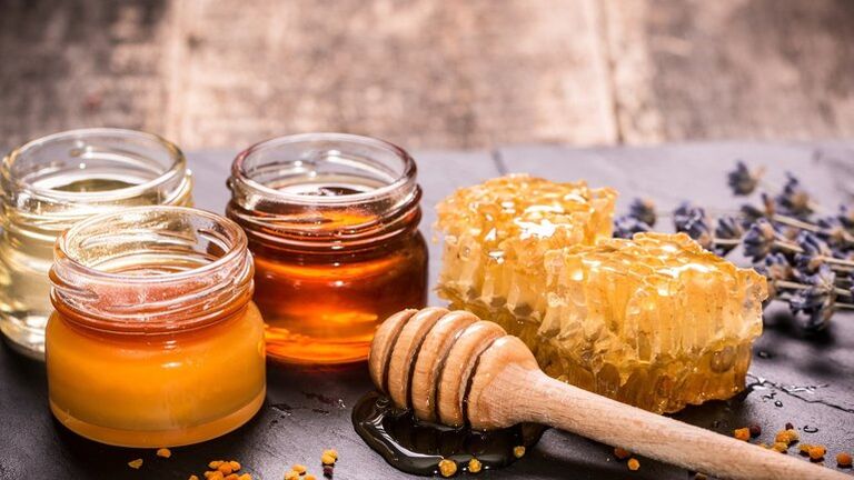Il miele è il rimedio popolare più efficace per la potenza