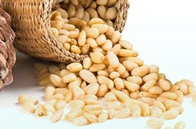 Noci di cedro per potenza